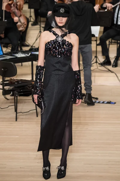 Look 68